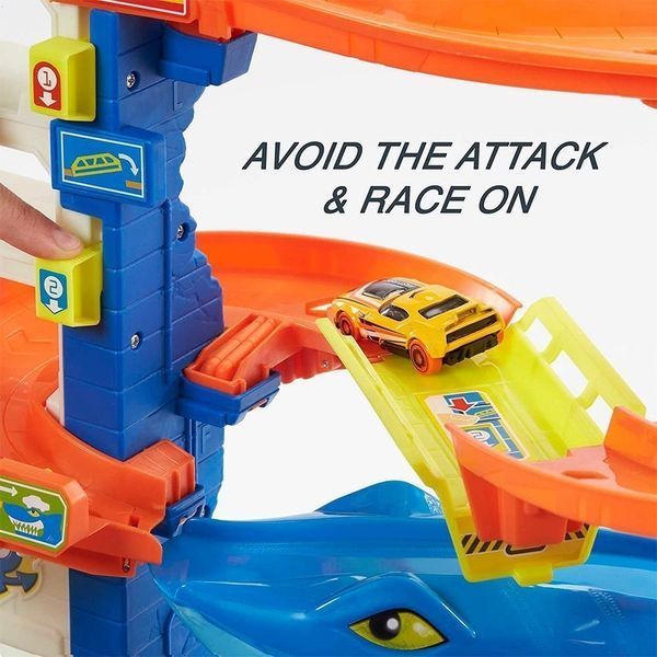 Ігровий набір Дитячий гоночний трек Хот Вілс Hot Wheels Втеча від лютої акули 32587 фото