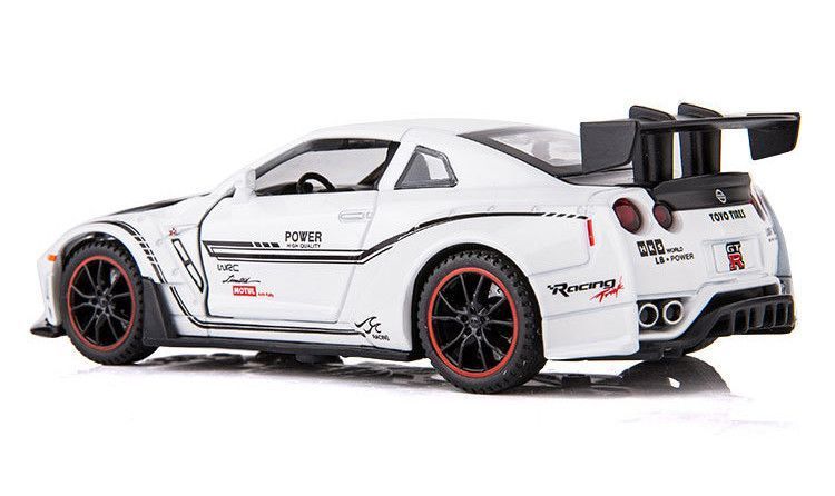 Машинка металева дитяча Nissan GT-R (R35) Auto Expert Білий 30131 фото