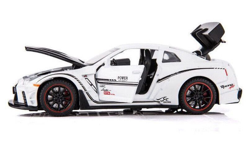 Машинка металева дитяча Nissan GT-R (R35) Auto Expert Білий 30131 фото