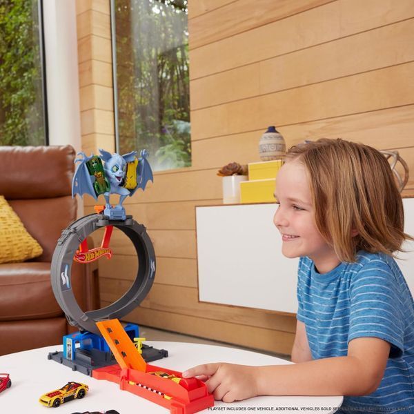 Игровой набор Детский трек Хот Вилс Hot Wheels Невероятная атака летучей мыши 34213 фото