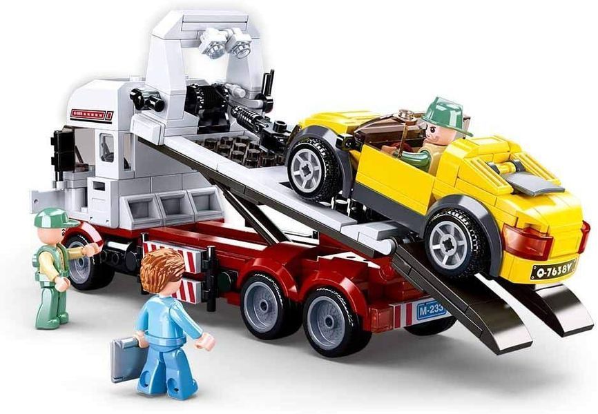 Конструктор машина Эвакуатор с фигурками и подвижными деталями Town Sluban 338 деталей 44436 фото