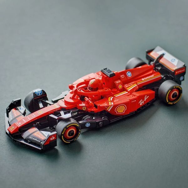 Конструктор Лего машини Ferrari SF-24 F1 Race Car Lego Speed Champions 275 деталей (77242) 44085 фото