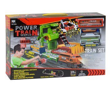 Железная дорога на радиоуправлении с подсветкой BSQ Power Train длина 379 см 30850 фото